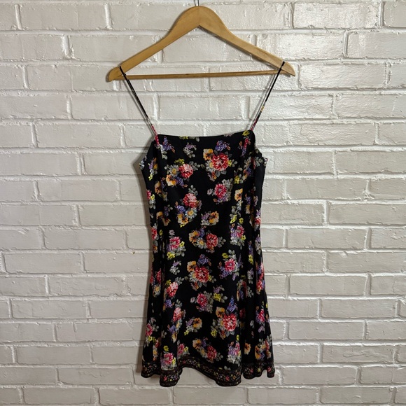 Alice + Olivia Dress - Picture 2 of 3